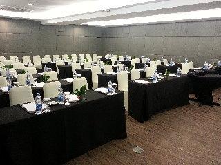 Prani Legian Hotel Buitenkant foto
